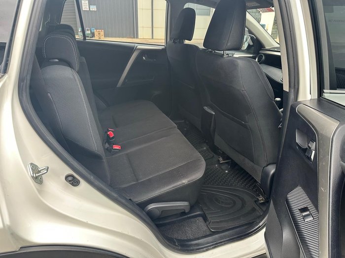 2015 Toyota RAV4 GXL