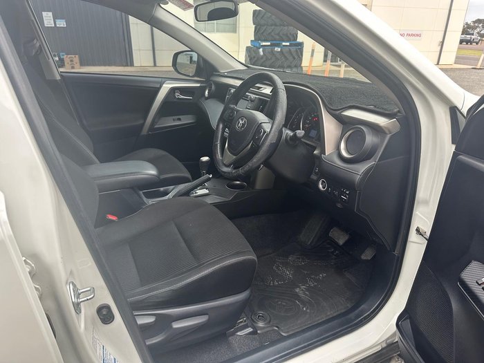 2015 Toyota RAV4 GXL