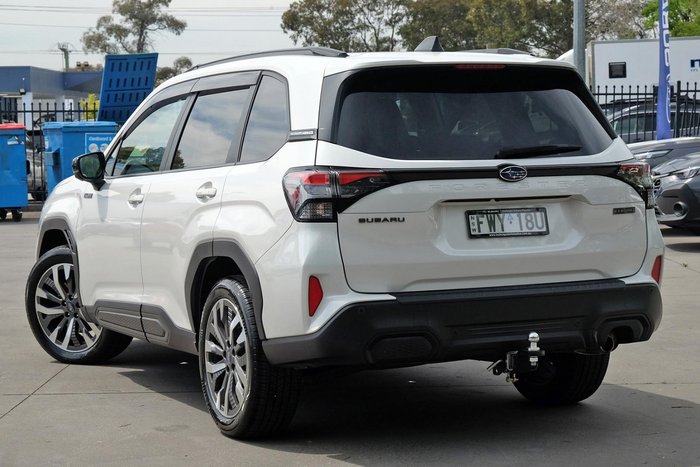 2025 Subaru Forester Hybrid Touring