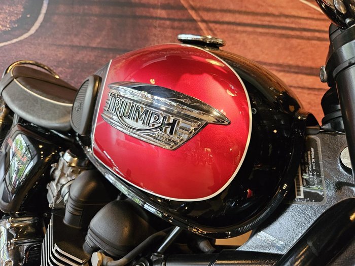 2015 Triumph Bonneville 865 Bonneville Black