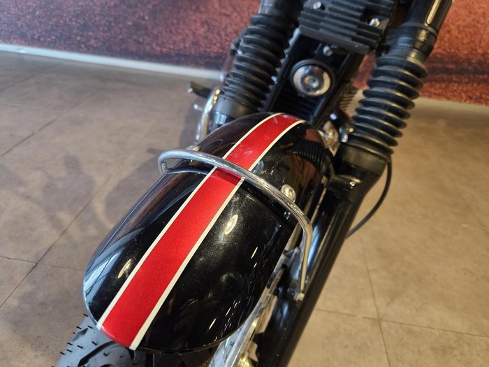 2015 Triumph Bonneville 865 Bonneville Black