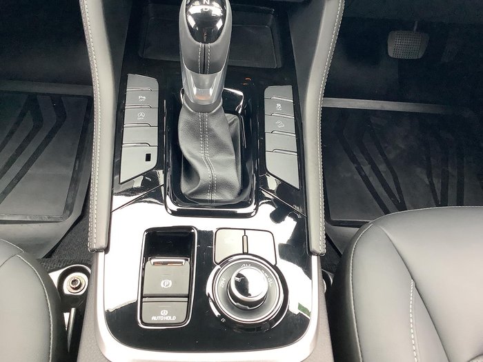 2025 Isuzu MU-X LS-T