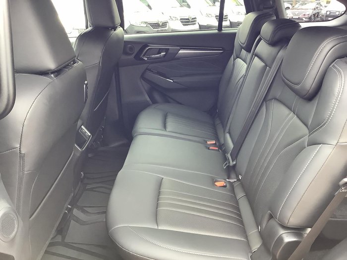 2025 Isuzu MU-X LS-T