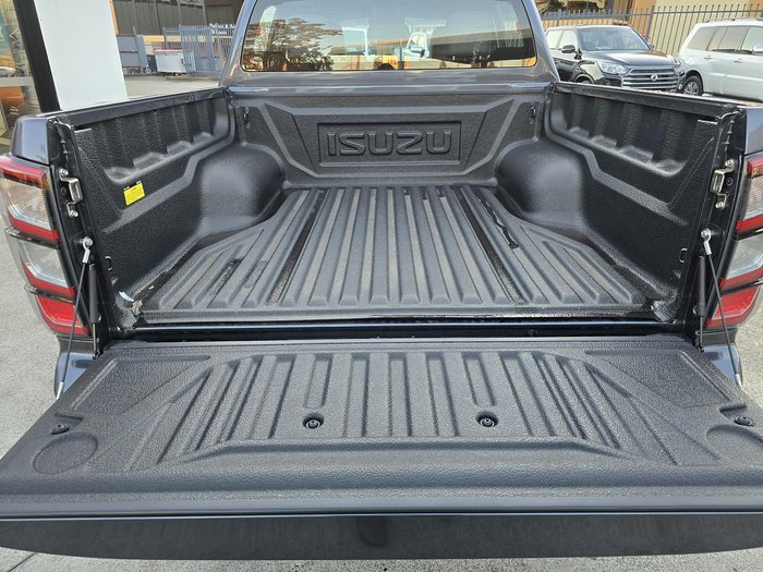 2025 Isuzu D-MAX LS-U+