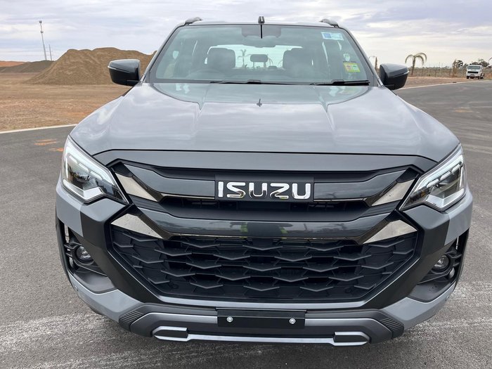 2025 Isuzu D-MAX X-TERRAIN