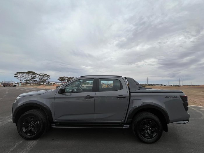 2025 Isuzu D-MAX X-TERRAIN