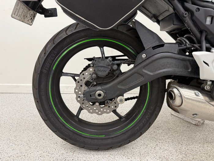 2022 Kawasaki NINJA 650L White