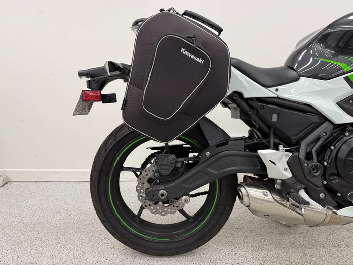 2022 Kawasaki NINJA 650L White