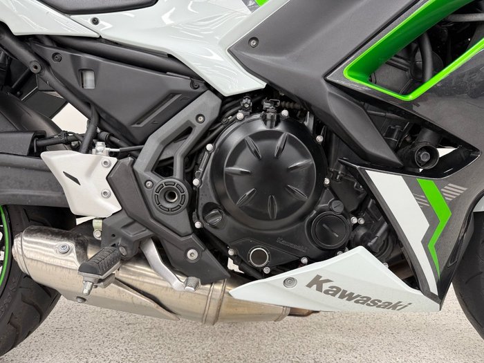 2022 Kawasaki NINJA 650L White
