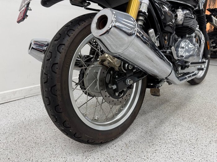 2021 Royal Enfield INTERCEPTOR 650 CUSTOM Black