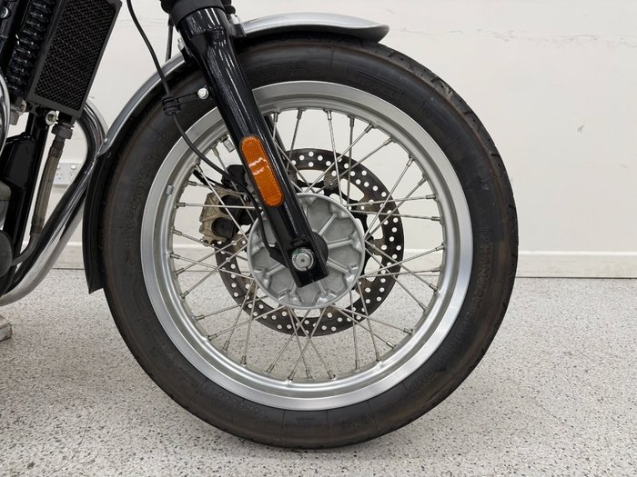 2021 Royal Enfield INTERCEPTOR 650 CUSTOM Black