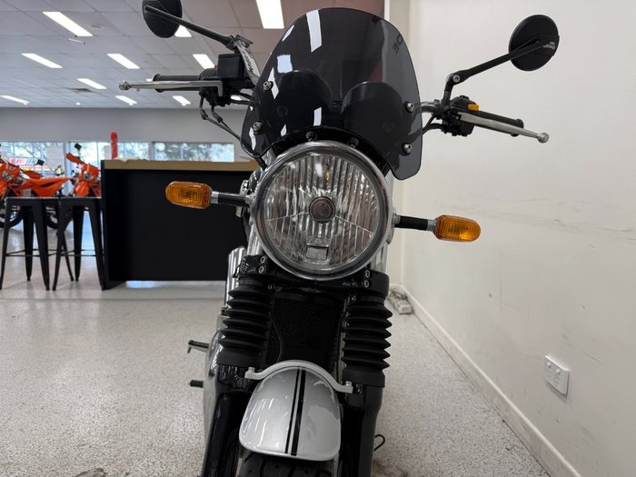 2021 Royal Enfield INTERCEPTOR 650 CUSTOM Black