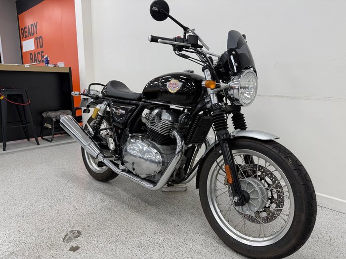 2021 Royal Enfield INTERCEPTOR 650 CUSTOM Black