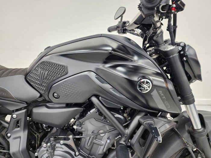 2023 YAMAHA MT-07 LA (ABS) Black