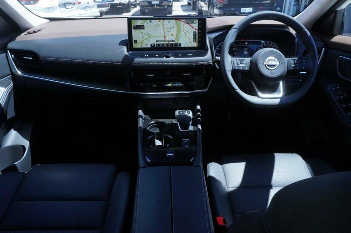 2025 Nissan X-TRAIL ST-L