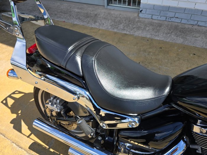 2010 Suzuki VZ1500 BOULEVARD (M90) Black