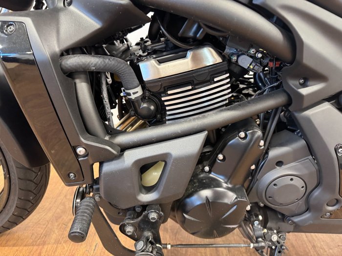 2022 Kawasaki VULCAN S Black