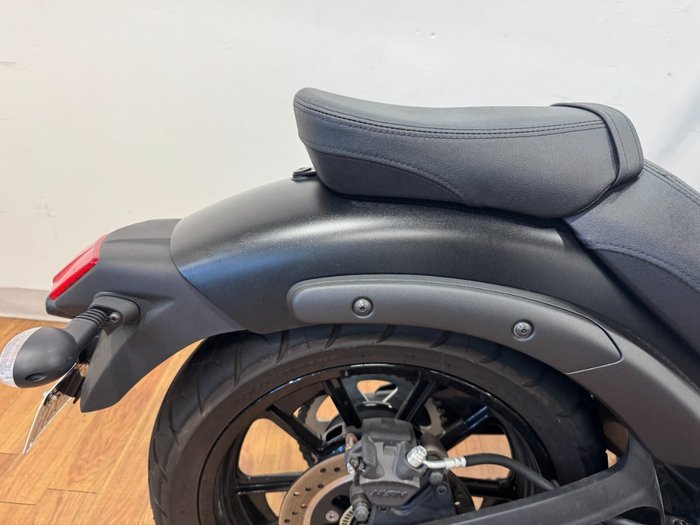 2022 Kawasaki VULCAN S Black