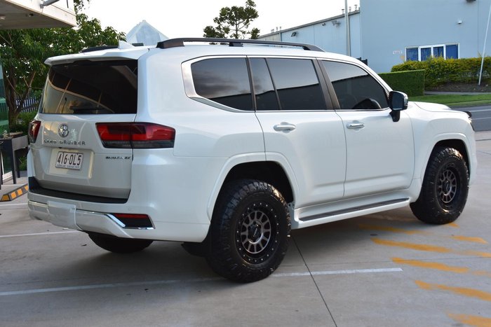 2022 Toyota Landcruiser Sahara ZX FJA300R 4X4 Dual Range Crystal Pearl