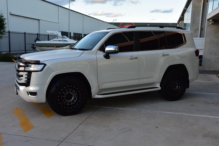 2022 Toyota Landcruiser Sahara ZX FJA300R 4X4 Dual Range Crystal Pearl