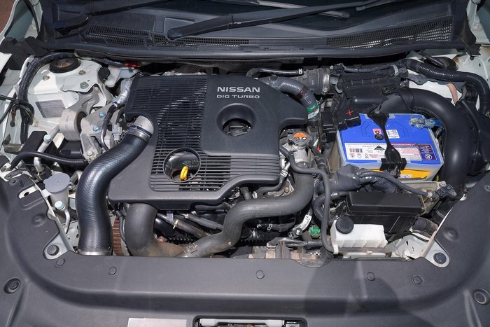 2016 Nissan Pulsar SSS