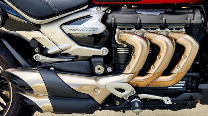 2022 Triumph Rocket 3 GT 221 Edition Rocket Red
