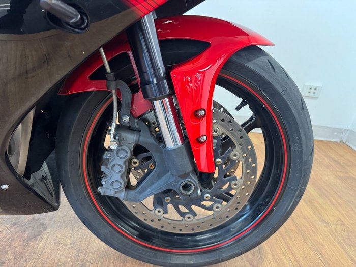2013 Yamaha YZF-R1 MARS RED METALLIC