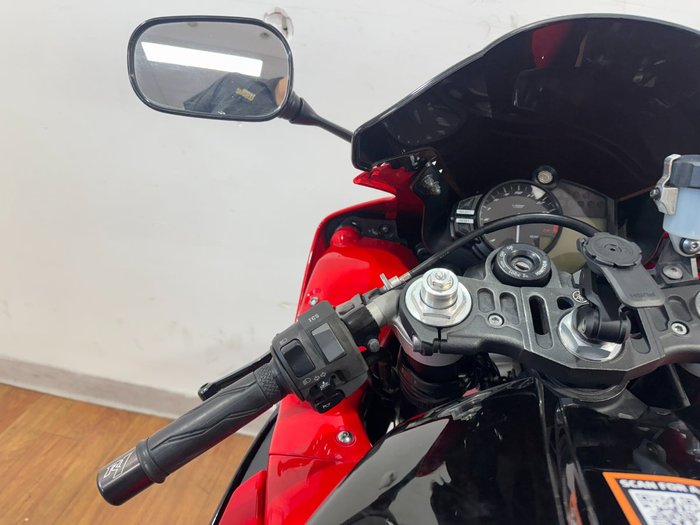 2013 Yamaha YZF-R1 MARS RED METALLIC