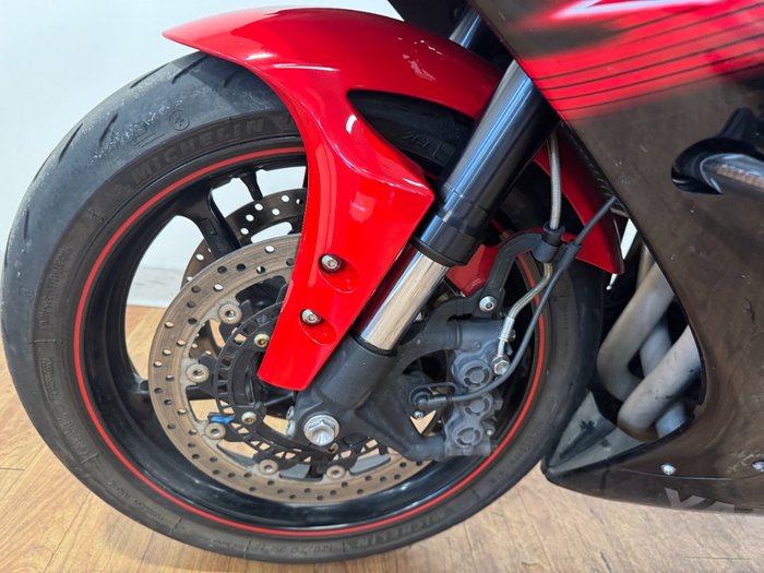 2013 Yamaha YZF-R1 MARS RED METALLIC