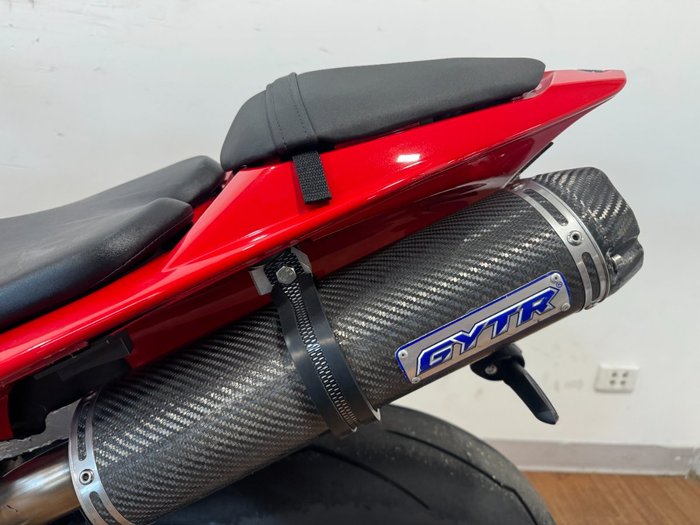 2013 Yamaha YZF-R1 MARS RED METALLIC