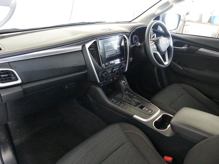 2021 Isuzu MU-X LS-M