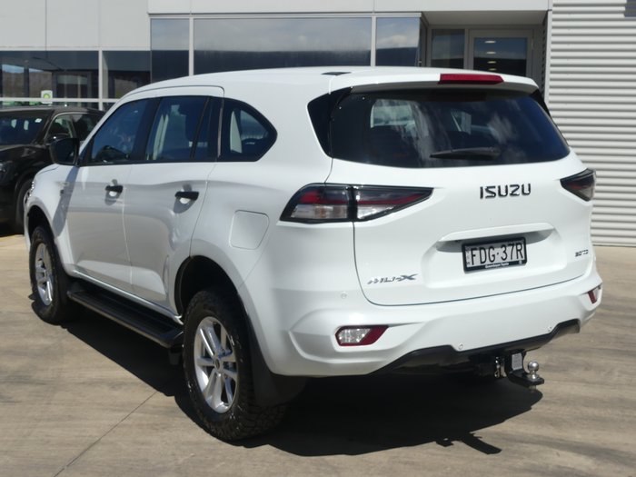 2021 Isuzu MU-X LS-M