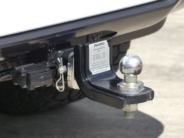 2021 Isuzu MU-X LS-M