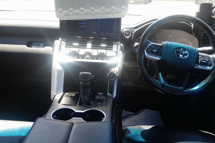 2022 Toyota Landcruiser Sahara