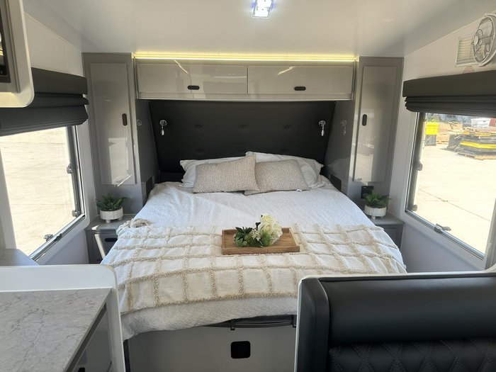 2025 JB Caravans Scorpion Sting Air 21'6 Rear Door