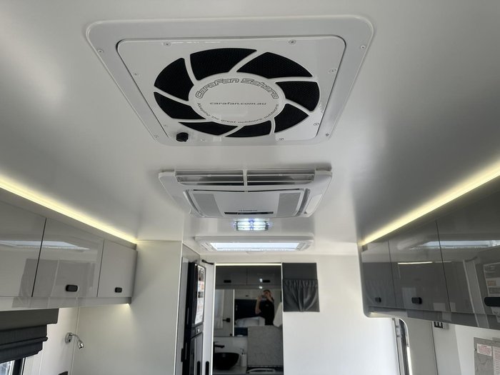 2025 JB Caravans Scorpion Sting Air 21'6 Rear Door