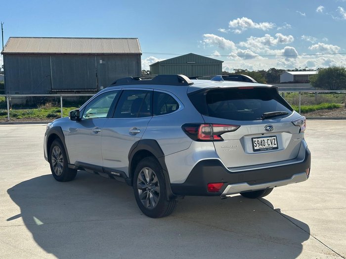 2024 Subaru Outback AWD Premium Special Edition