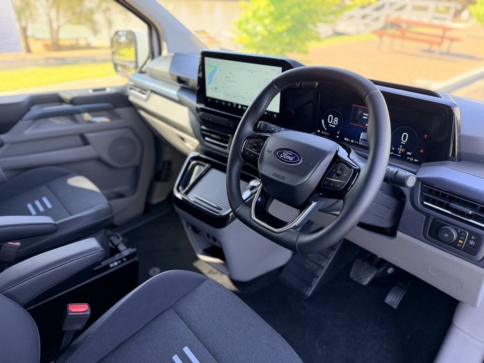 2025 Ford Tourneo Active