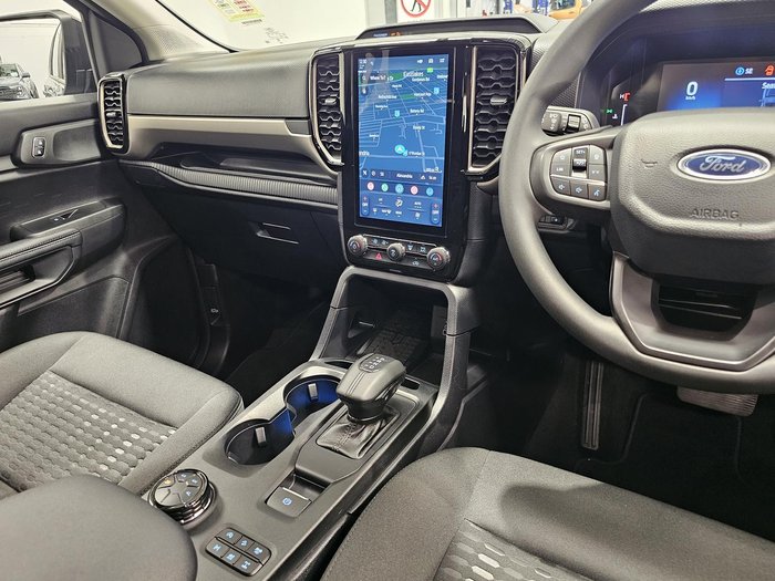 2025 Ford Everest Ambiente