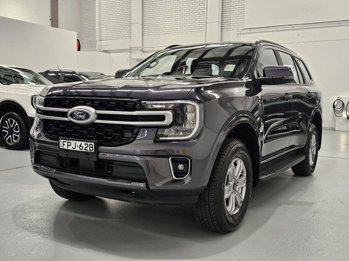 2025 Ford Everest Ambiente