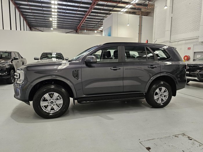 2025 Ford Everest Ambiente