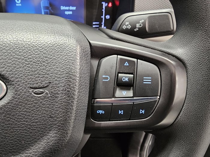 2025 Ford Everest Ambiente