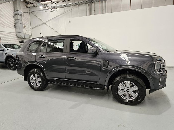 2025 Ford Everest Ambiente