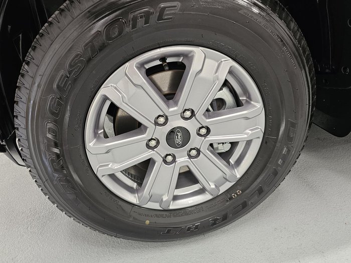 2025 Ford Everest Ambiente