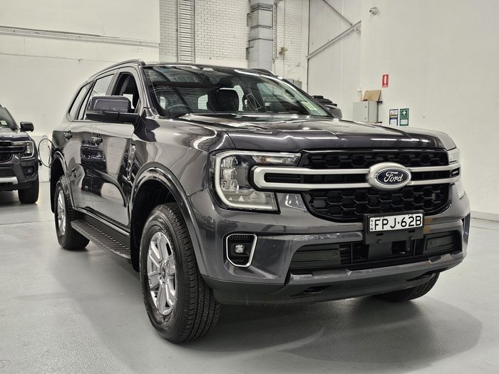 2025 Ford Everest Ambiente