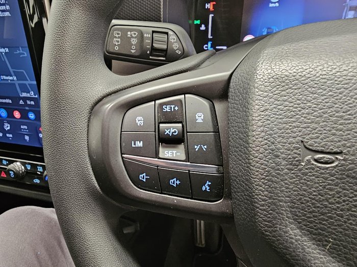 2025 Ford Everest Ambiente