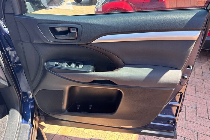 2016 Toyota Kluger GX