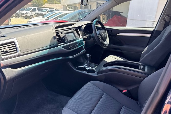 2016 Toyota Kluger GX