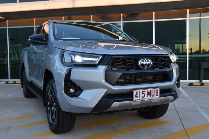 2025 Toyota Hilux SR5 GUN126R 4X4 Dual Range Stunning Silver