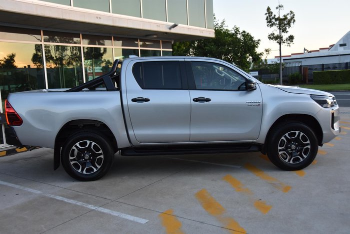 2025 Toyota Hilux SR5 GUN126R 4X4 Dual Range Stunning Silver